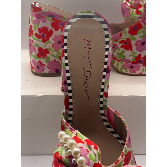 Maccie Platform Sandal (Women) Betsey Johnson Women, Size 9.5M - Picture 7 of 10